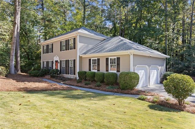 2406 Emory Lane NE, Marietta, GA 30068