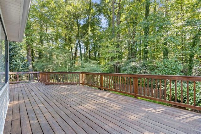 2406 Emory Lane NE, Marietta, GA 30068