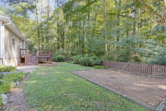 2406 Emory Lane NE, Marietta, GA 30068