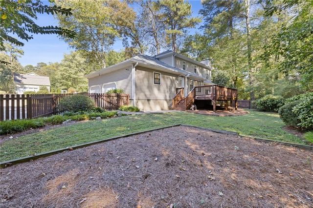 2406 Emory Lane NE, Marietta, GA 30068