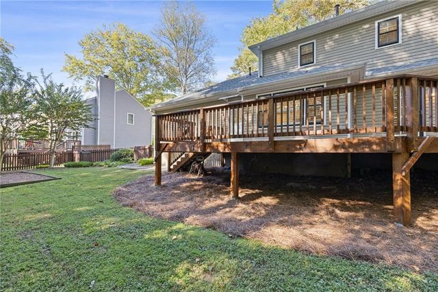 2406 Emory Lane NE, Marietta, GA 30068