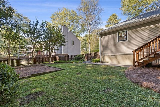 2406 Emory Lane NE, Marietta, GA 30068