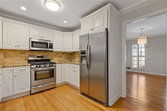 2406 Emory Lane NE, Marietta, GA 30068