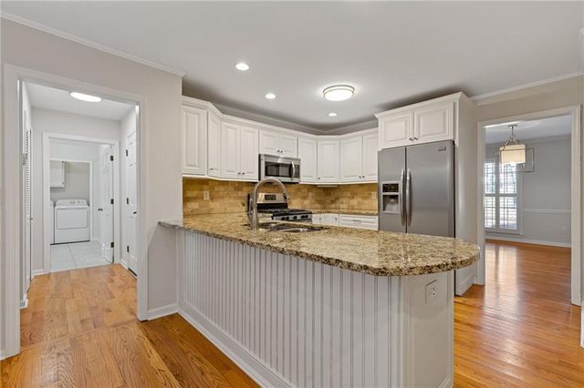 2406 Emory Lane NE, Marietta, GA 30068