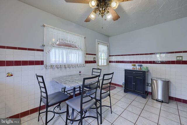 17 S ELM ST, Lititz, PA 17543