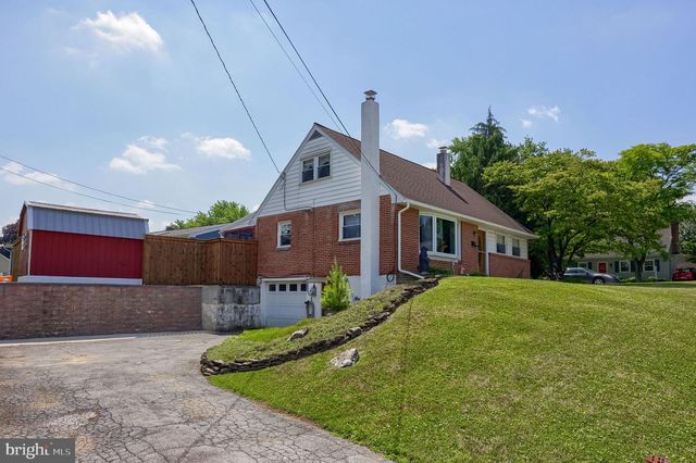 17 S ELM ST, Lititz, PA 17543