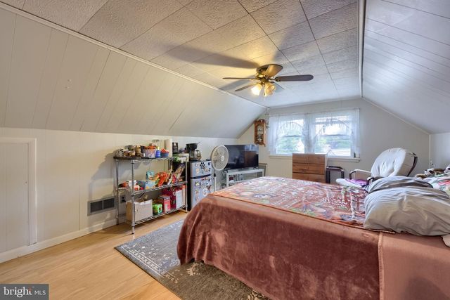 17 S ELM ST, Lititz, PA 17543