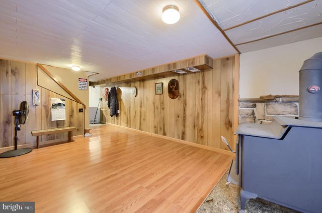 17 S ELM ST, Lititz, PA 17543