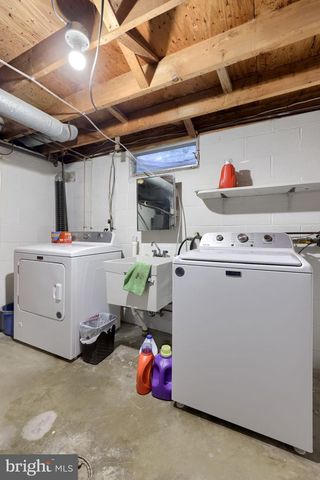 17 S ELM ST, Lititz, PA 17543