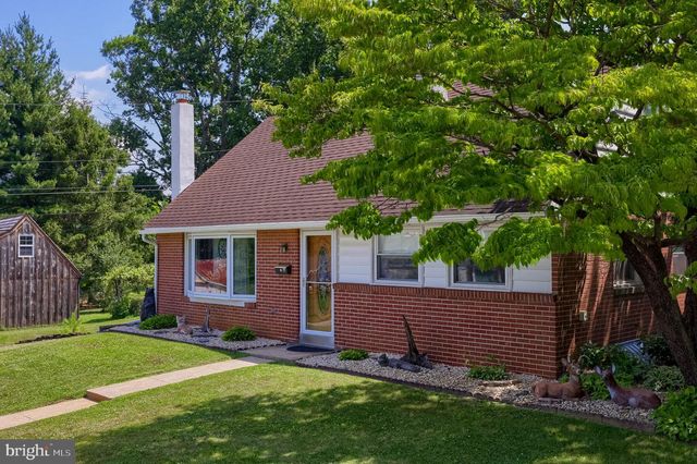 17 S ELM ST, Lititz, PA 17543