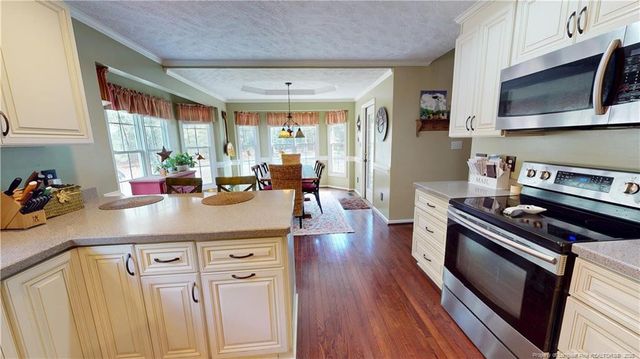 5710 Bridle Ridge Lane, Wade, NC 28395