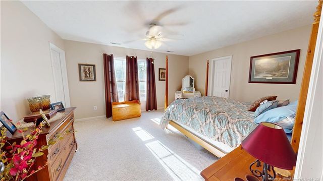 5710 Bridle Ridge Lane, Wade, NC 28395