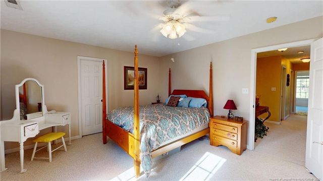 5710 Bridle Ridge Lane, Wade, NC 28395