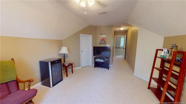 5710 Bridle Ridge Lane, Wade, NC 28395