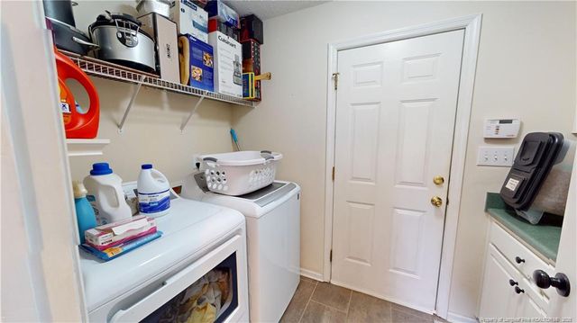 5710 Bridle Ridge Lane, Wade, NC 28395