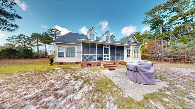 5710 Bridle Ridge Lane, Wade, NC 28395