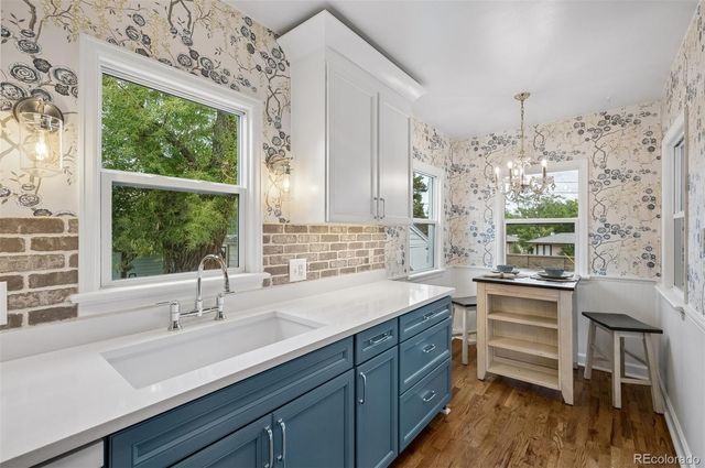 9555 W 6th Avenue, Lakewood, CO 80215