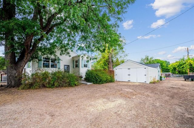 9555 W 6th Avenue, Lakewood, CO 80215