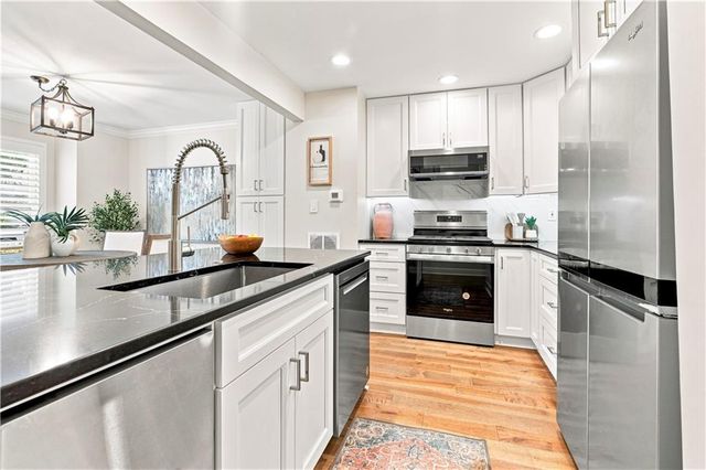 736 Olde Towne Lane, Marietta, GA 30068