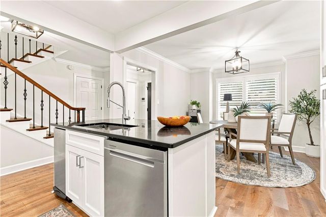 736 Olde Towne Lane, Marietta, GA 30068