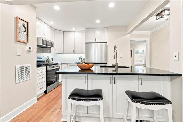 736 Olde Towne Lane, Marietta, GA 30068