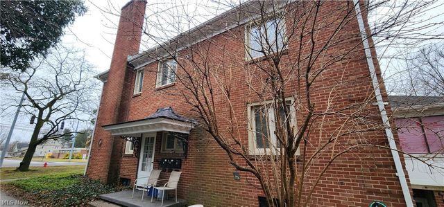 1236 Robbins Avenue, Niles, OH 44446