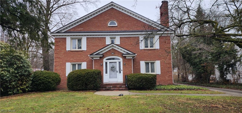 1236 Robbins Avenue, Niles, OH 44446