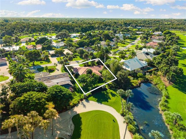 77 Cypress Point DR, Naples, FL 34105