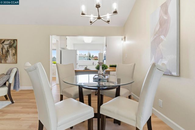 1748 Elmhurst Ln, Concord, CA 94521