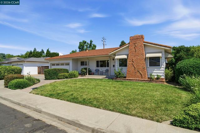 1748 Elmhurst Ln, Concord, CA 94521