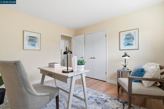 1748 Elmhurst Ln, Concord, CA 94521