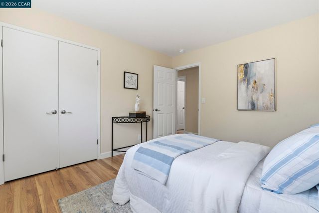 1748 Elmhurst Ln, Concord, CA 94521