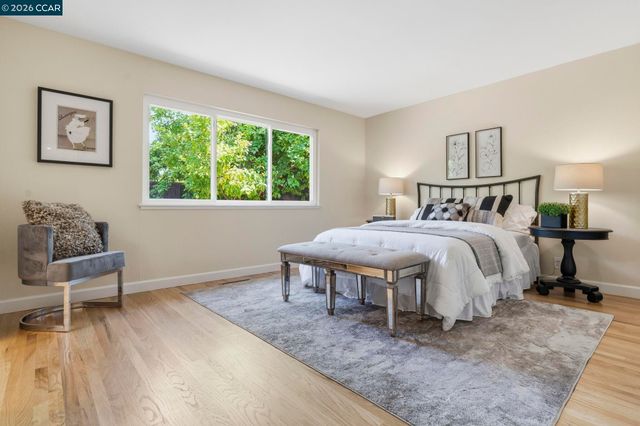 1748 Elmhurst Ln, Concord, CA 94521