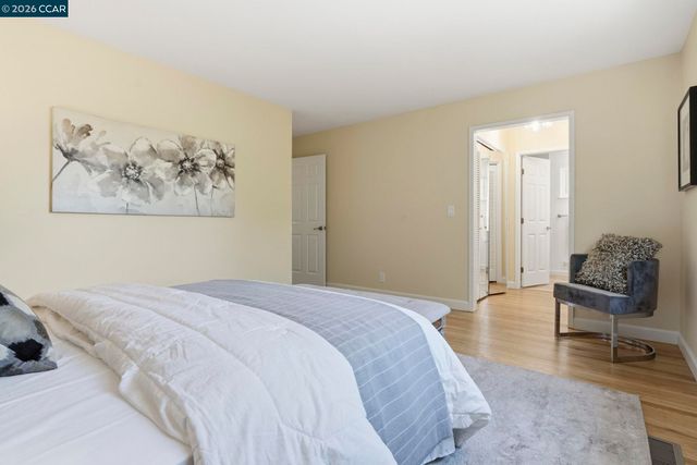 1748 Elmhurst Ln, Concord, CA 94521