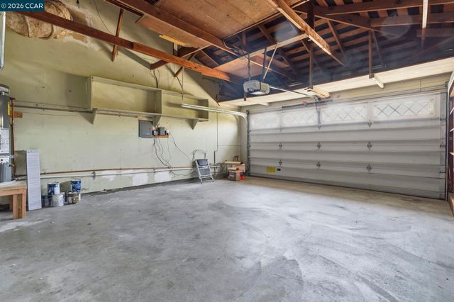 1748 Elmhurst Ln, Concord, CA 94521
