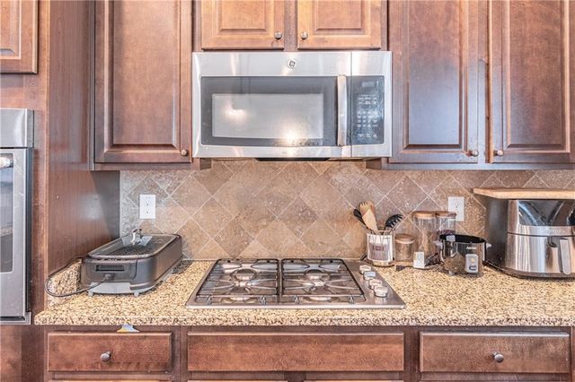 29 Bay Crest Court, Loganville, GA 30052