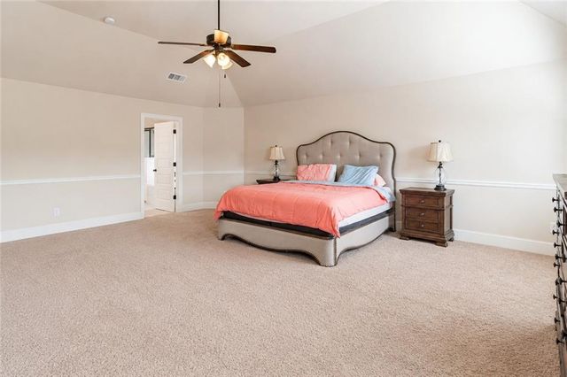 29 Bay Crest Court, Loganville, GA 30052