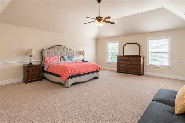 29 Bay Crest Court, Loganville, GA 30052