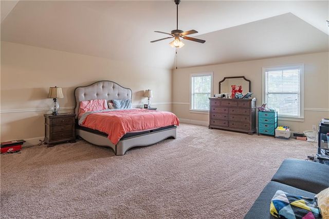 29 Bay Crest Court, Loganville, GA 30052