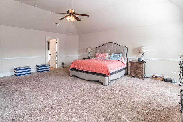 29 Bay Crest Court, Loganville, GA 30052