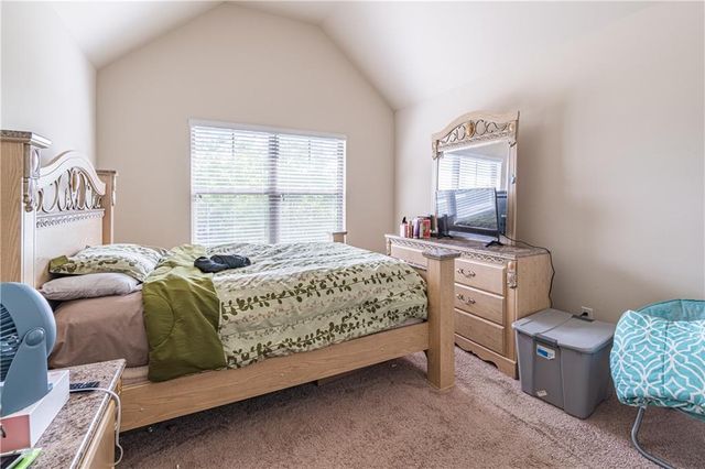 29 Bay Crest Court, Loganville, GA 30052