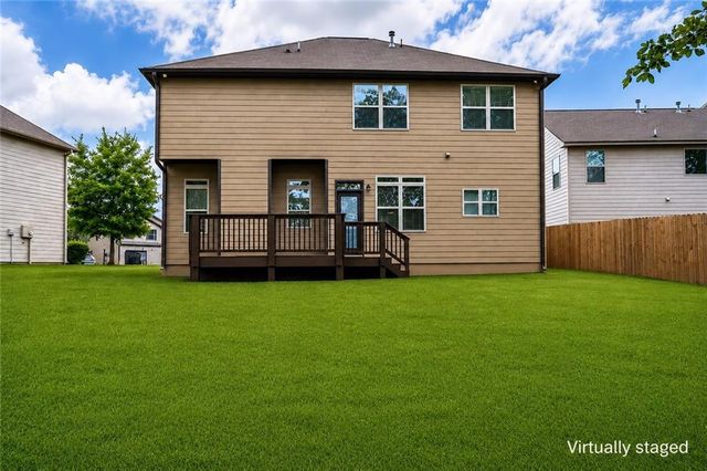 29 Bay Crest Court, Loganville, GA 30052