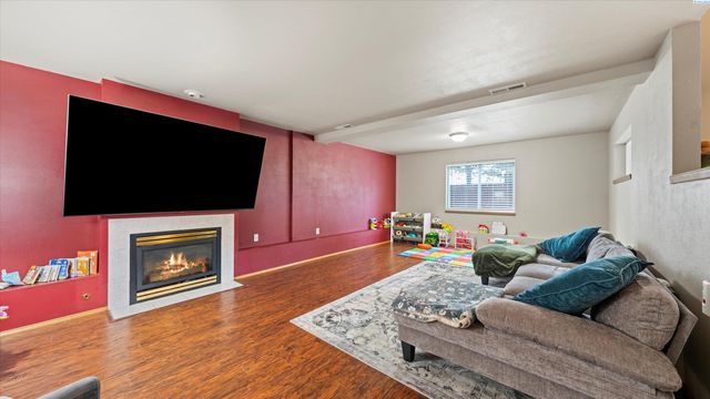 2327 N Rhode Island, Kennewick, WA 99336