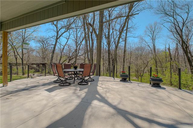 2144 Crooked Creek Drive, Kearney, MO 64060