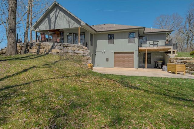 2144 Crooked Creek Drive, Kearney, MO 64060