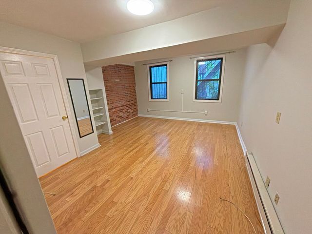 81 E Brookline St 1, Boston, MA 02118