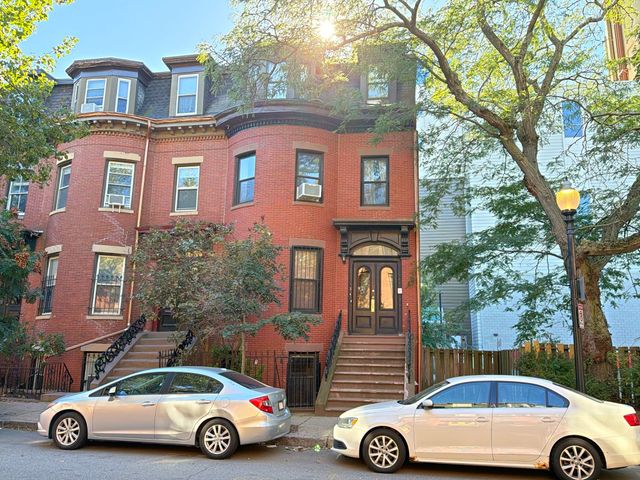 81 E Brookline St 1, Boston, MA 02118
