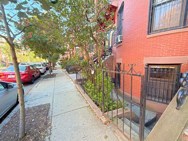 81 E Brookline St 1, Boston, MA 02118