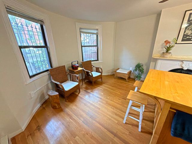 81 E Brookline St 1, Boston, MA 02118