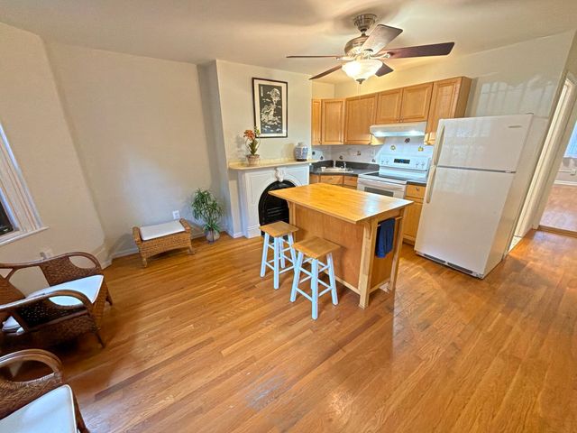 81 E Brookline St 1, Boston, MA 02118